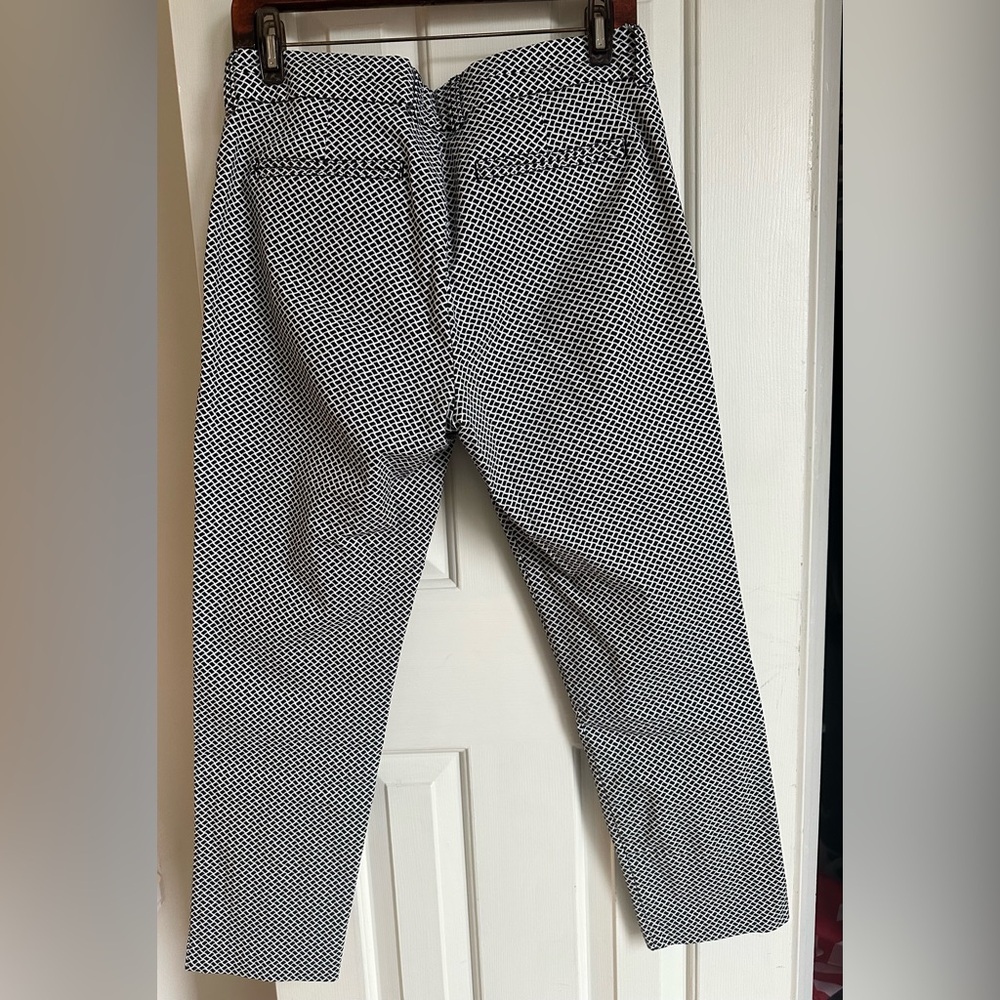 GAP Black/White Pants- Size 8 - Picture 2 of 7